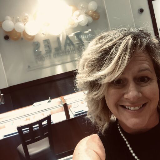 Creatable Lisa Zales