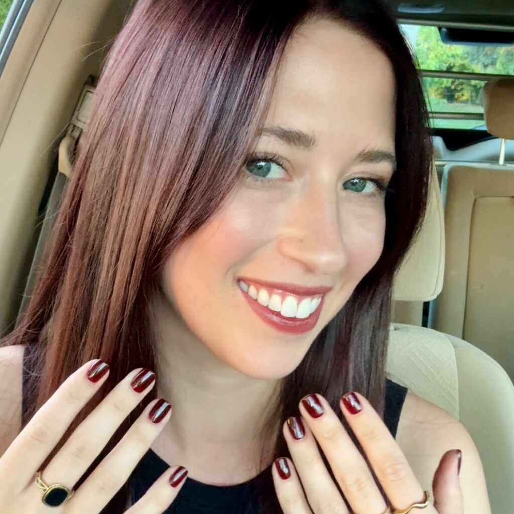 Dana @danaturenails