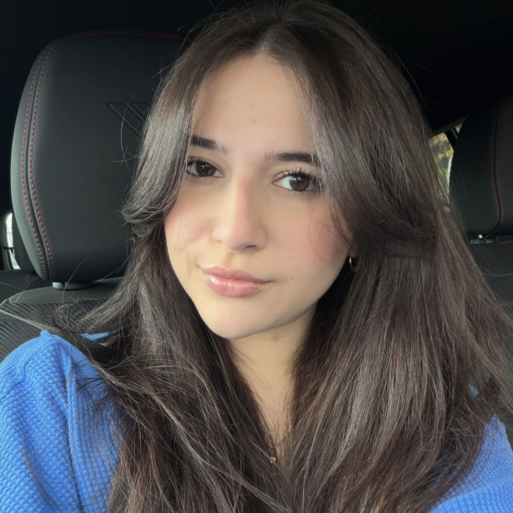 emma manea